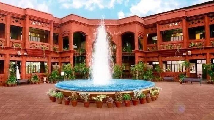Lahore Grammar School (LGS), DHA Phase 1, Lahore